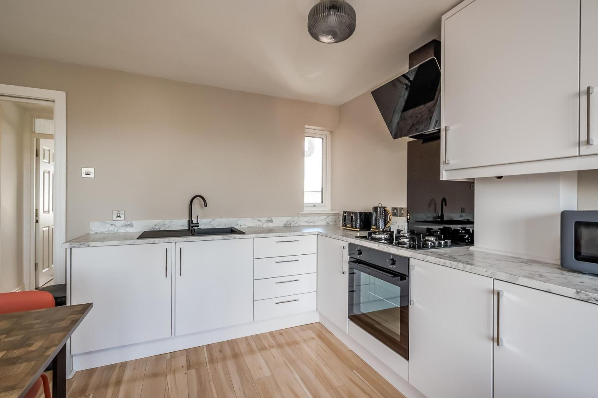 Central Belfast Apartments Queen'S Hideaway Exterior photo