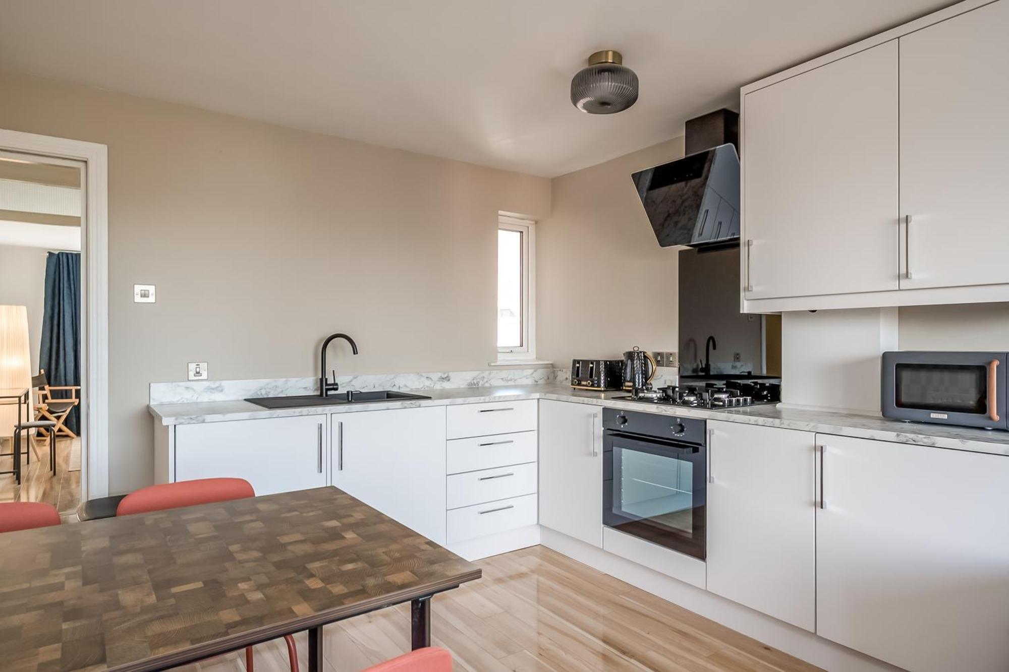 Central Belfast Apartments Queen'S Hideaway Exterior photo